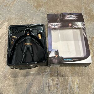 This MEDICOM toy MAFEX No.49 BATMAN (The Dark Knight Returns) Action Figure